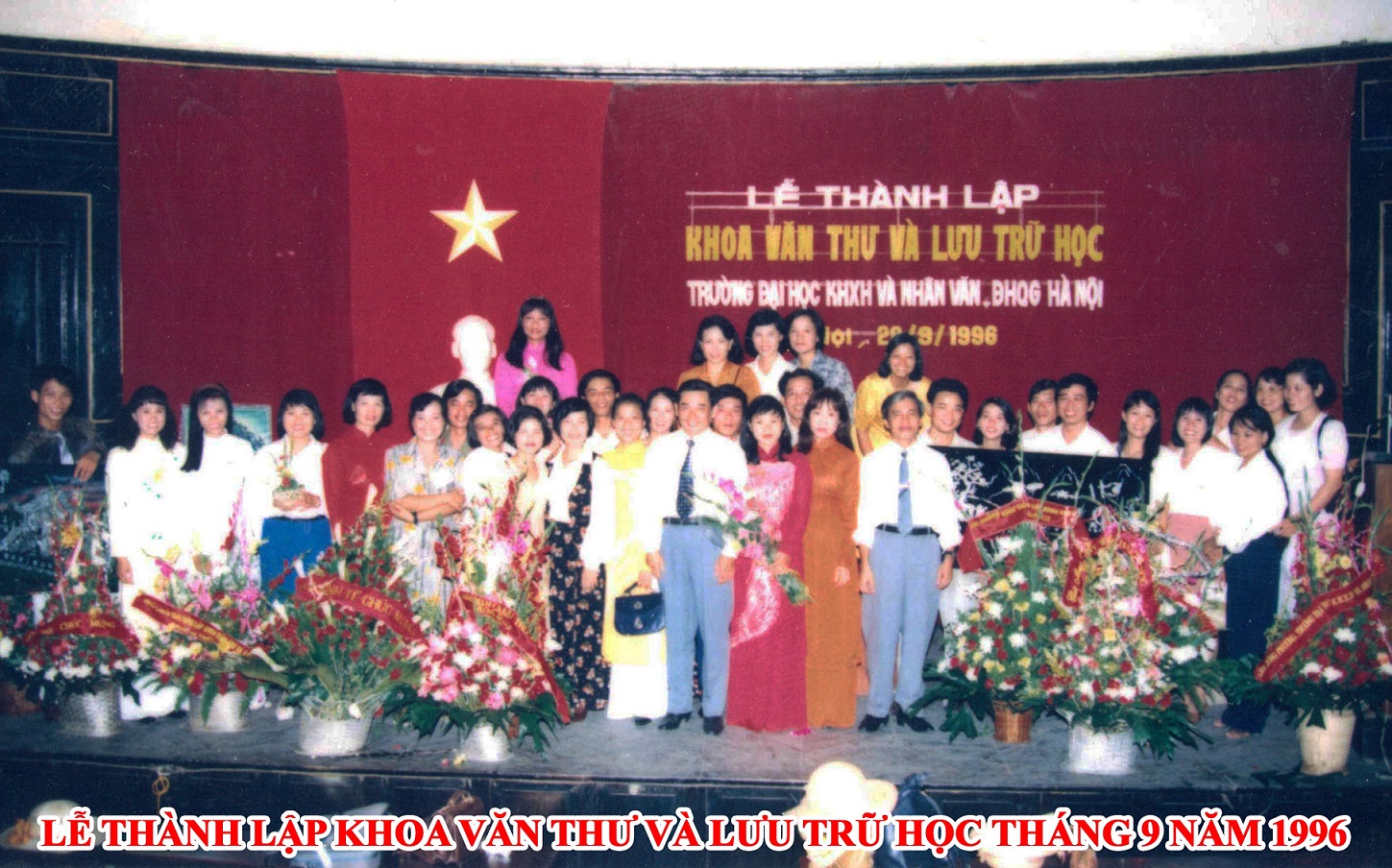 Le thanh lap Khoa 1996 2 20201106082256902